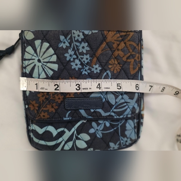 Vera Bradley Retired Midnight Blues Crossbody / Shoulder Purse EUC - Picture 8 of 9